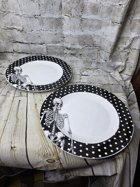 2 Ciroa Wicked Halloween Skeleton Polka Dot Dinner 10.5” Plates